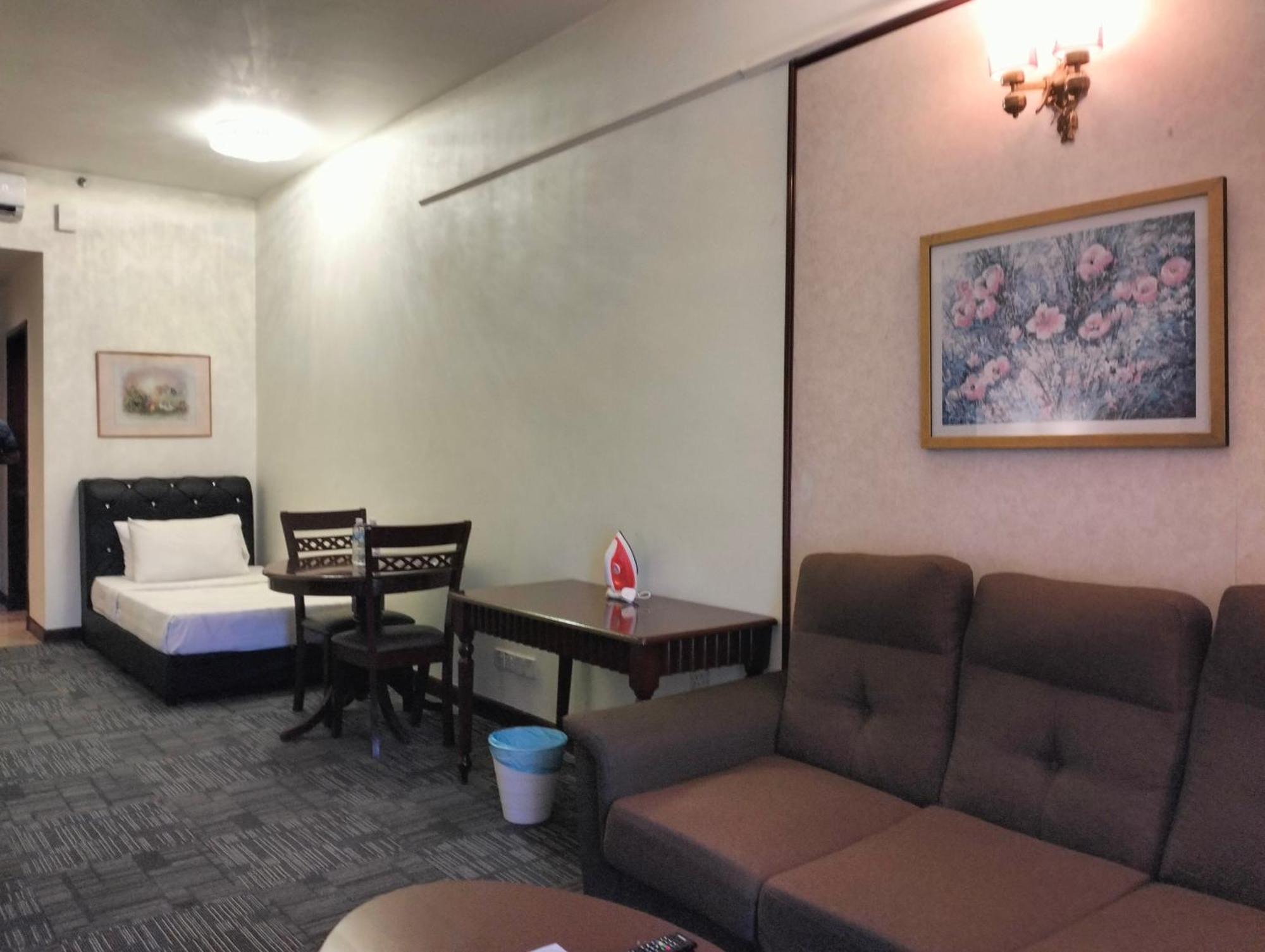 Berjaya Times Square Service Suite By Luna Kuala Lumpur Exterior foto