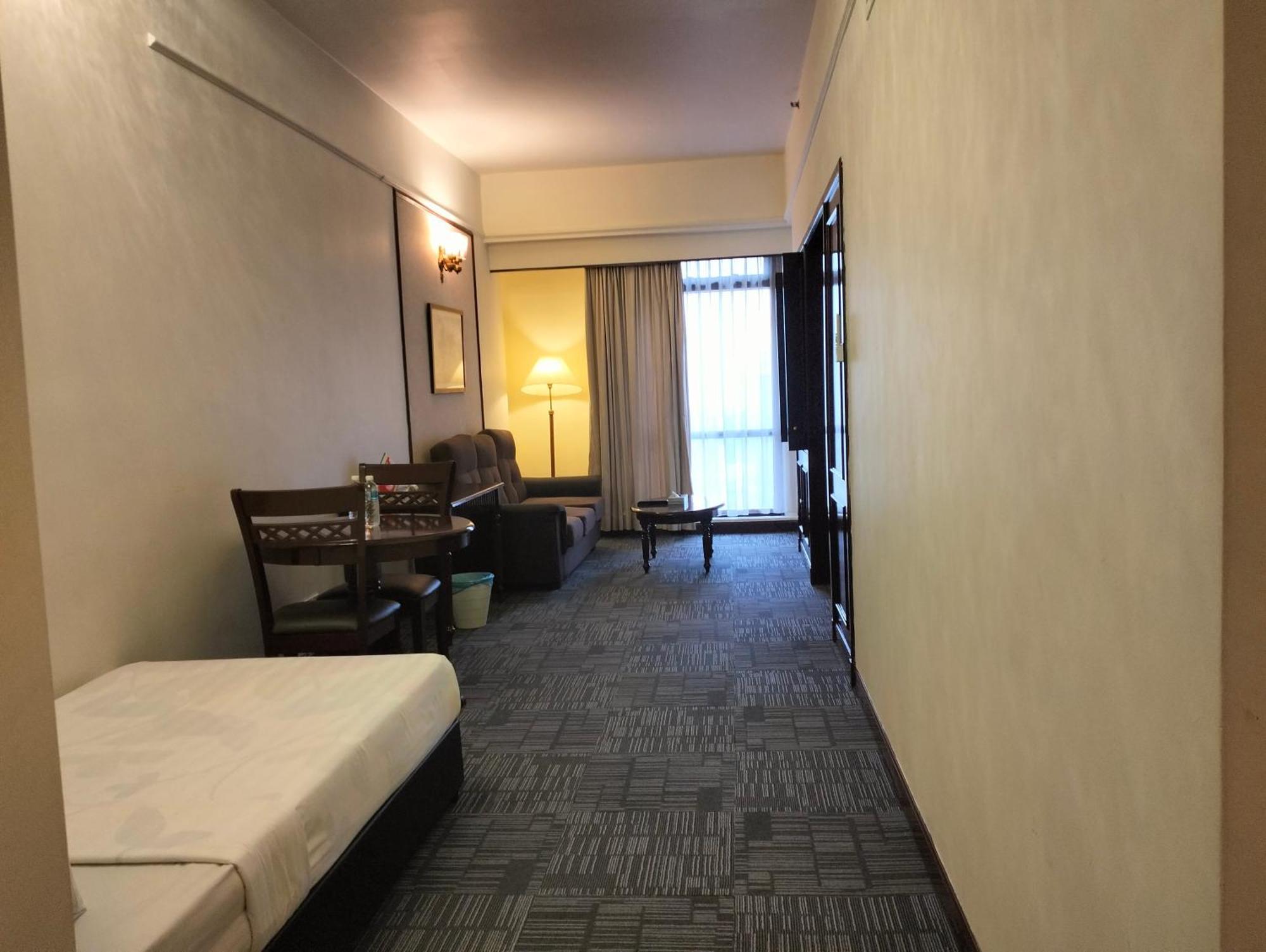 Berjaya Times Square Service Suite By Luna Kuala Lumpur Exterior foto