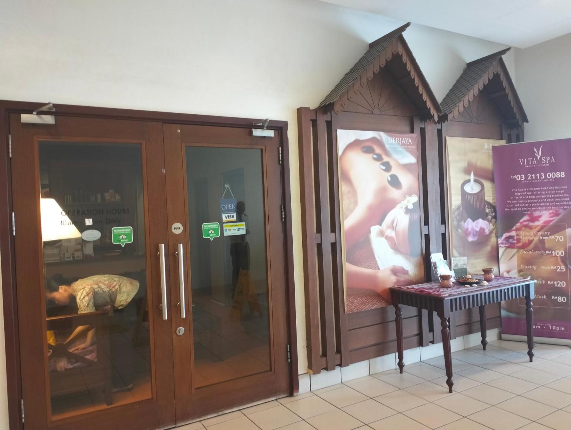Berjaya Times Square Service Suite By Luna Kuala Lumpur Exterior foto